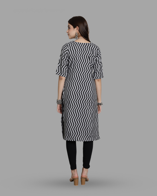Zigzag Patterned Black Kurta