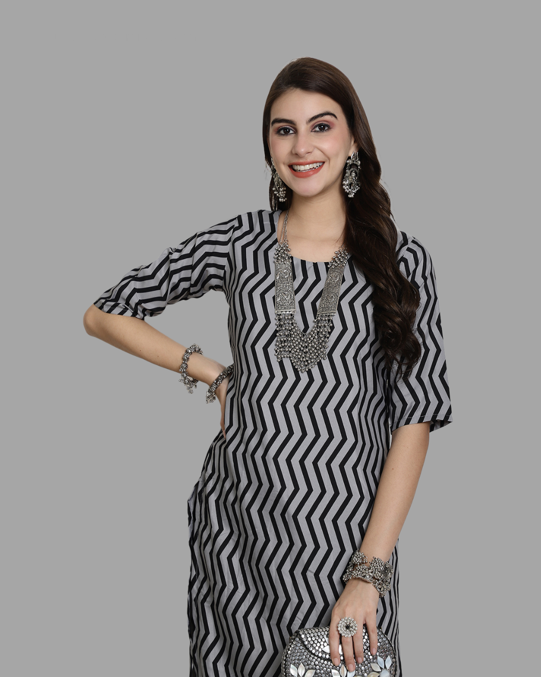 Zigzag Patterned Black Kurta