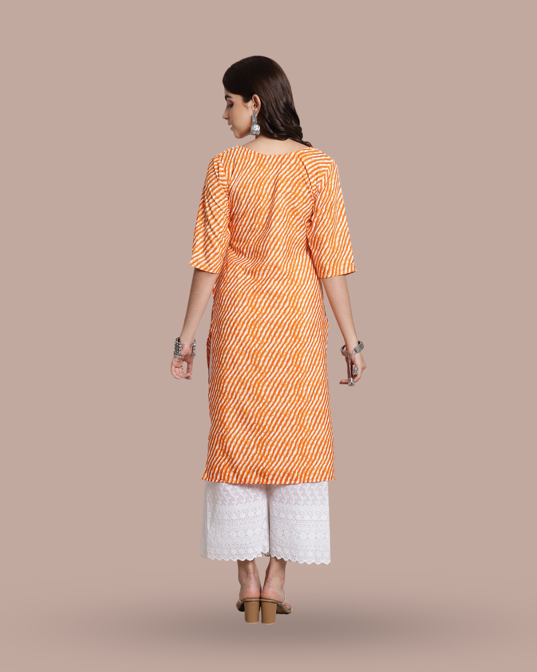 Sun-kissed Leheriya Kurta