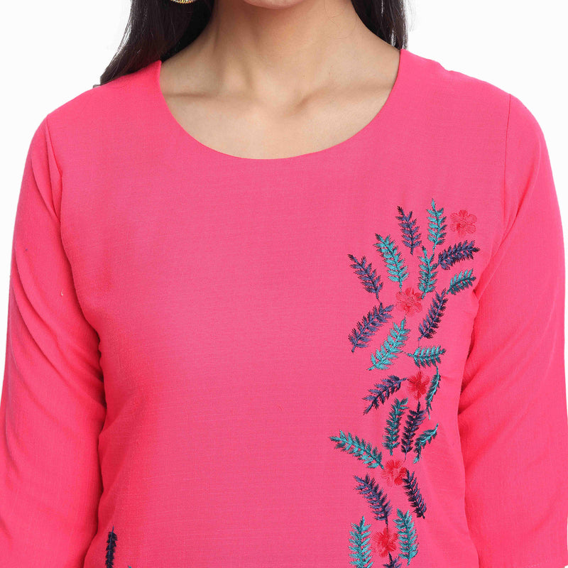 Ethnic Basket Cotton Pink Color Embroidered Kurti 530174