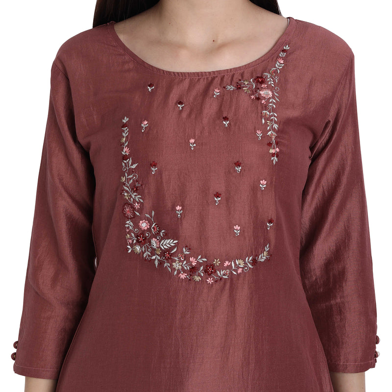 Women Chinon Pink Color Fancy Emboidered Kurta A531
