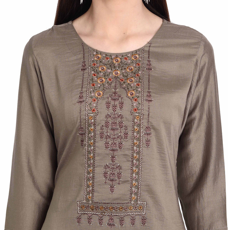 Women Chinon Grey Color Fancy Emboidered Kurta A534