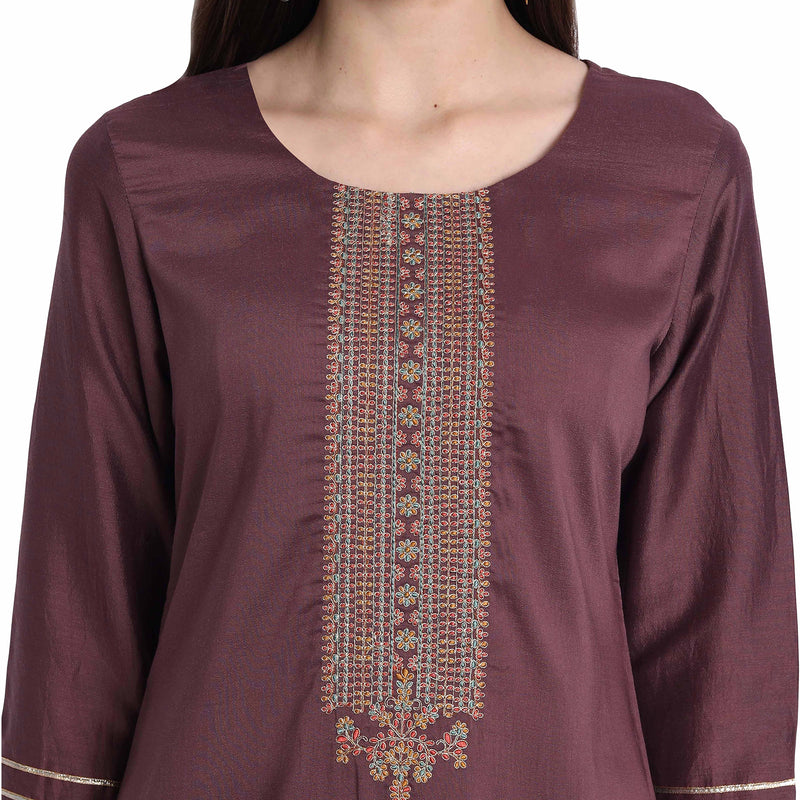 Women Chinon Wine Color Fancy Emboidered Kurta A537